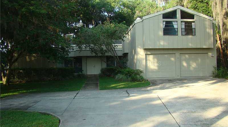 1st image of 1425 W Lakeshore Dr