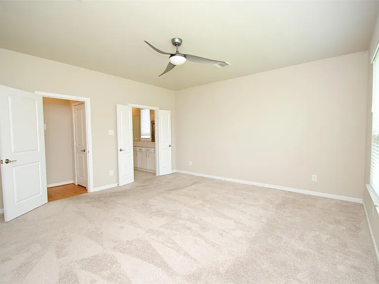 8326 Oakland Heights Ln — Photo 27