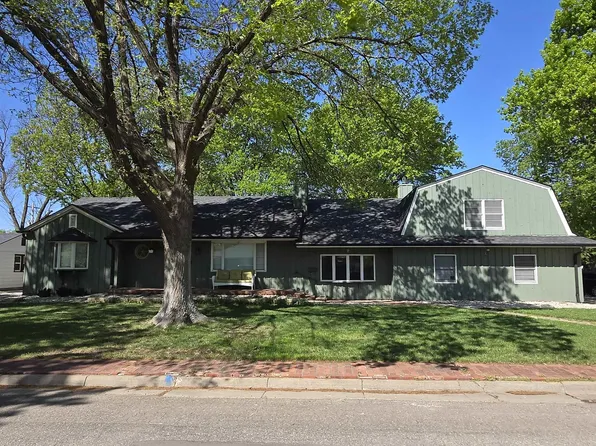 1110 Spruceway St, Abilene, KS 67410