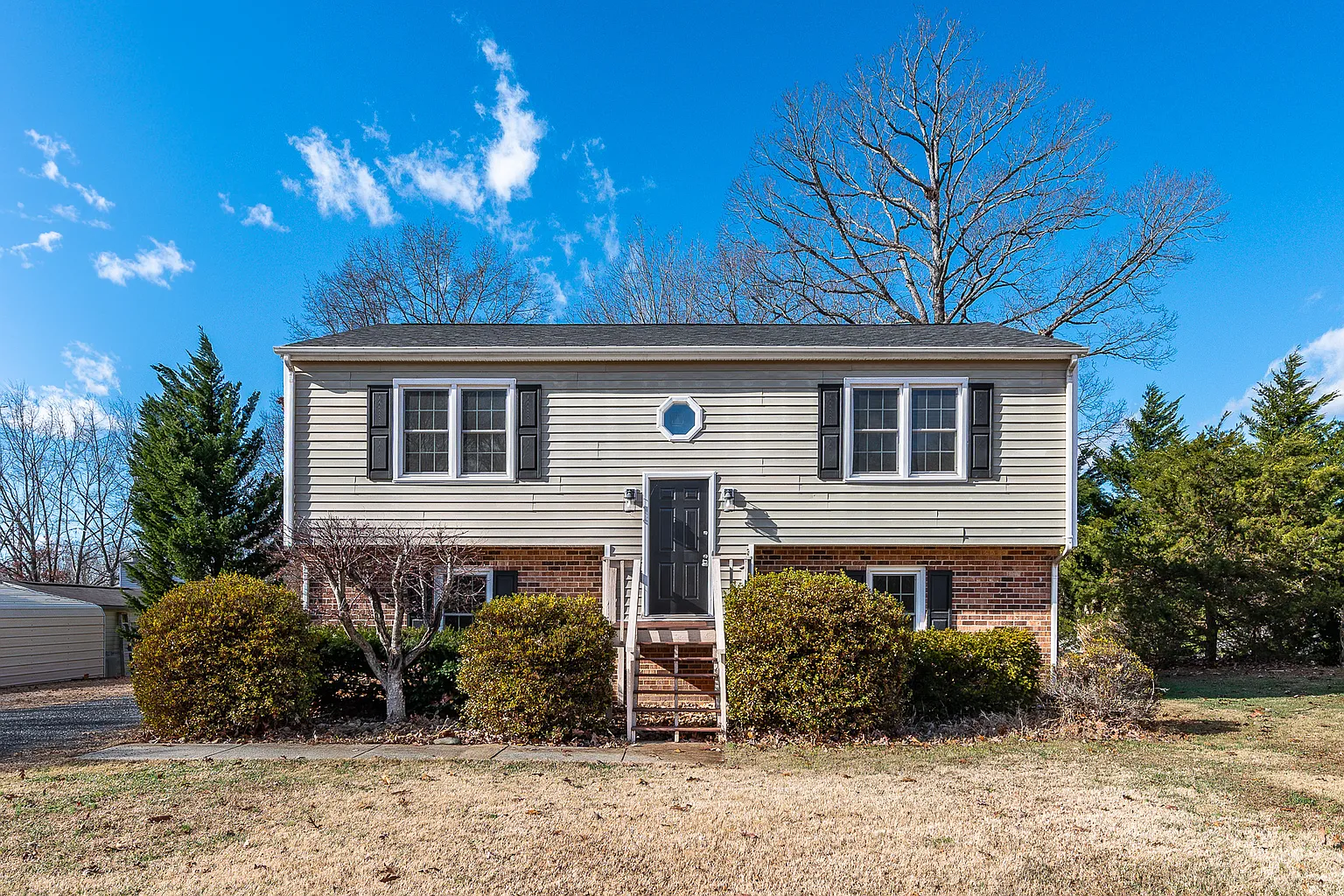 117 Settlement Dr photo 1