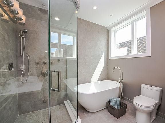 5th image of 1855 N Winnebago Ave #3