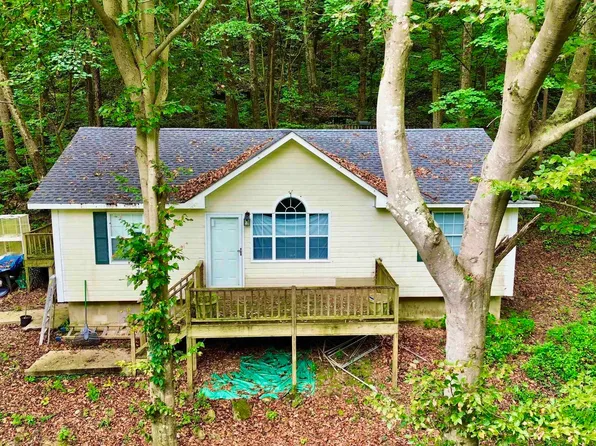 1024 Poplar Trl, Warrior, AL 35180