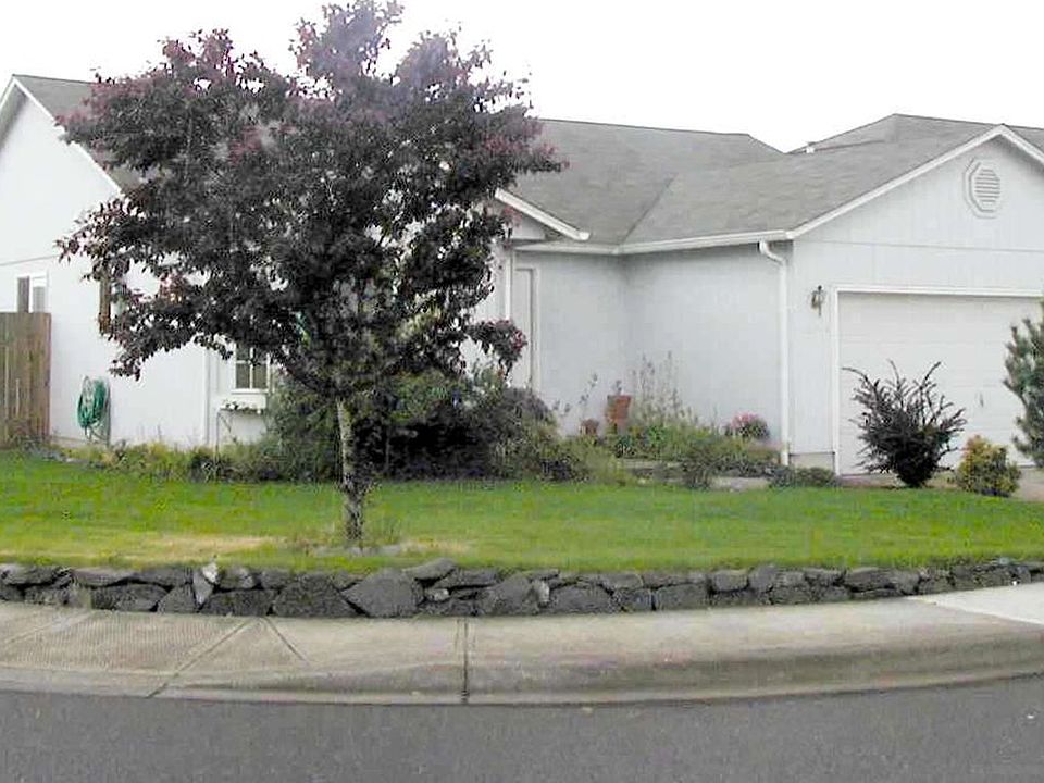 1st image of 13519 NE 89th St