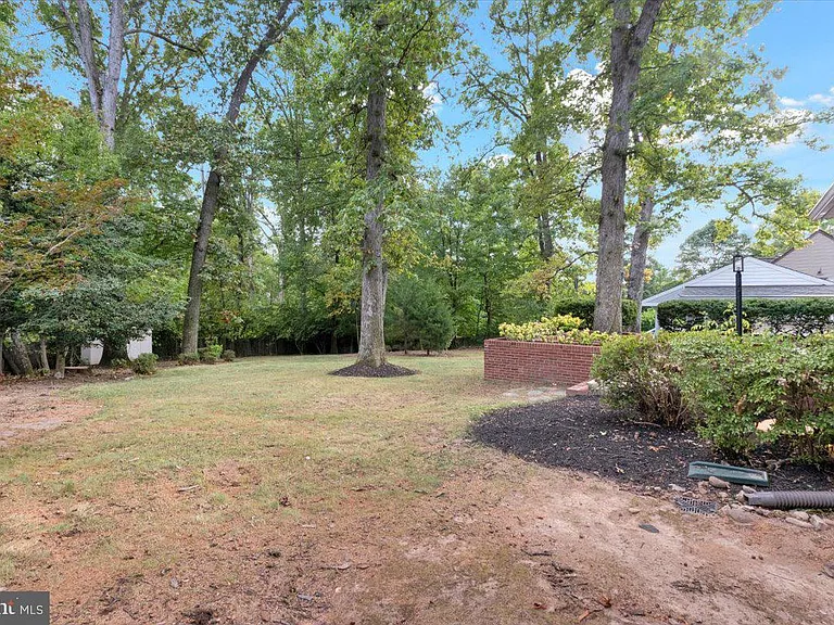 1903 Kirby Rd — Photo 31