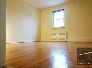 6350 79th St, Flushing, NY 11379