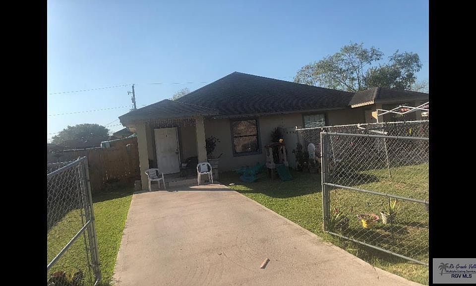 1st image of 144 Carlton Dr