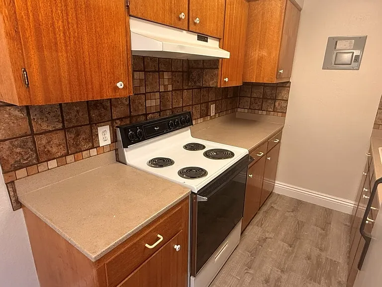 8736 W 54th Pl #D — Photo 9