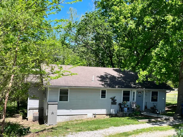 405 Evergreen Avenue, Hollister, MO 65672