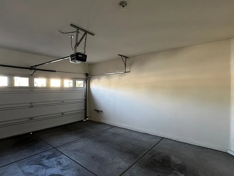 9896 Panther Hollow St — Photo 32
