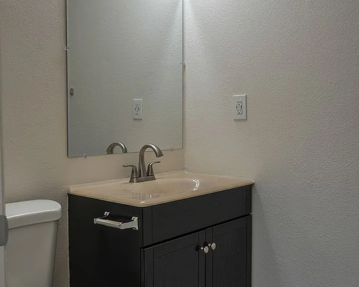 Orange Glen — Photo 25