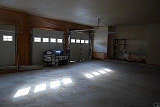 2nd image of 310 Lake Aires Rd
