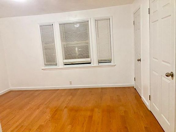 2nd image of 14732 Elm Ave Floor 2