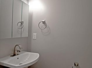 236 E Oglethorpe Ave #A, Savannah, GA 31401