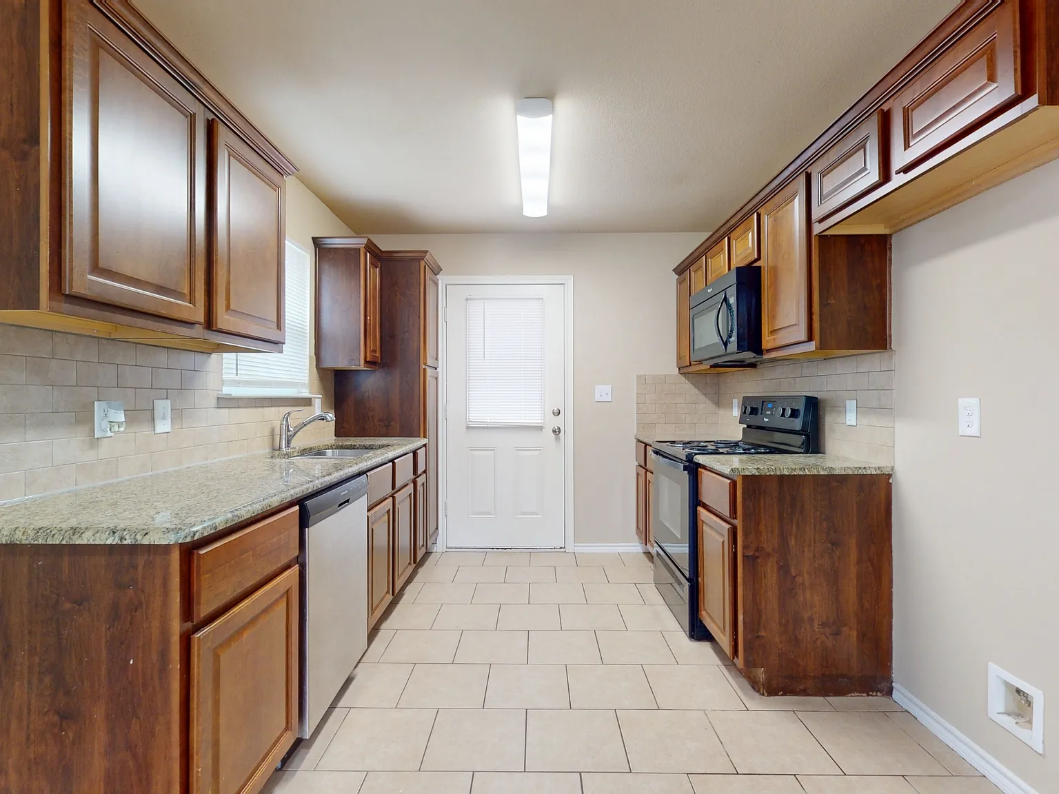 812 Parkplace Ridge - 1 — Photo 2