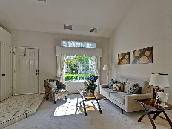 4th image of 1566 Mission Springs Cir