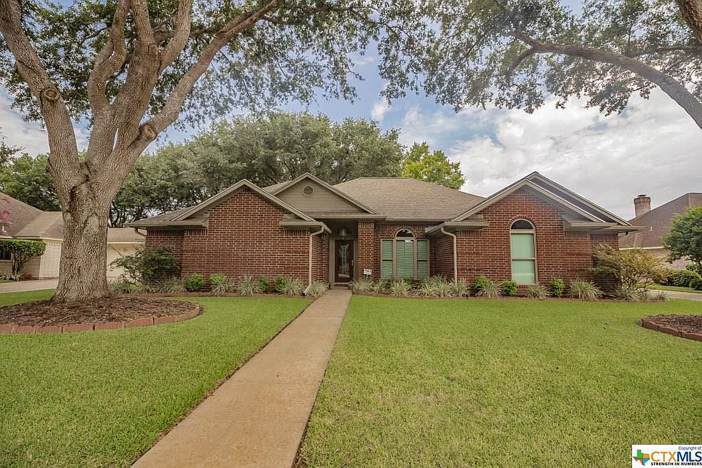 216 Woodchase Dr, Victoria, TX 77904 Zillow