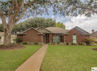 216 Woodchase Dr, Victoria, TX 77904