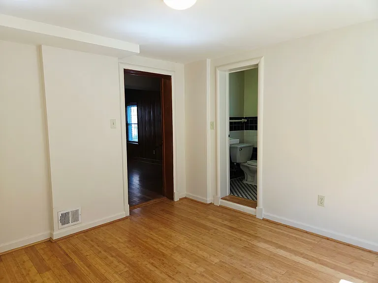 1428 Apartments — Photo 7