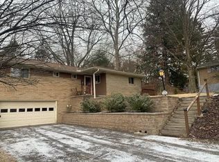 306 Sunset Rd, Pittsburgh, PA 15237