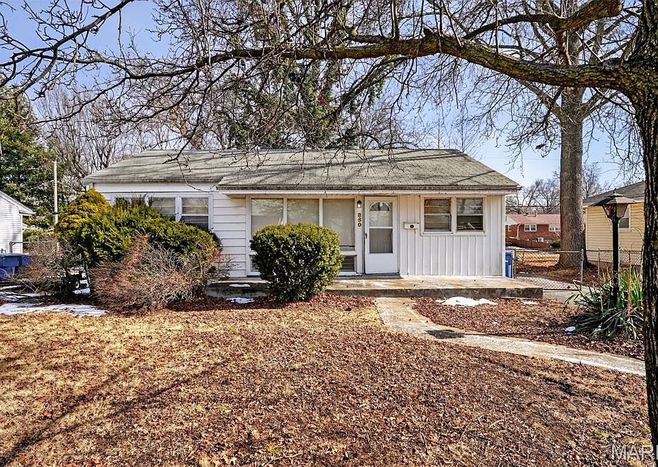 1st image of 860 Saint Brendan Ln