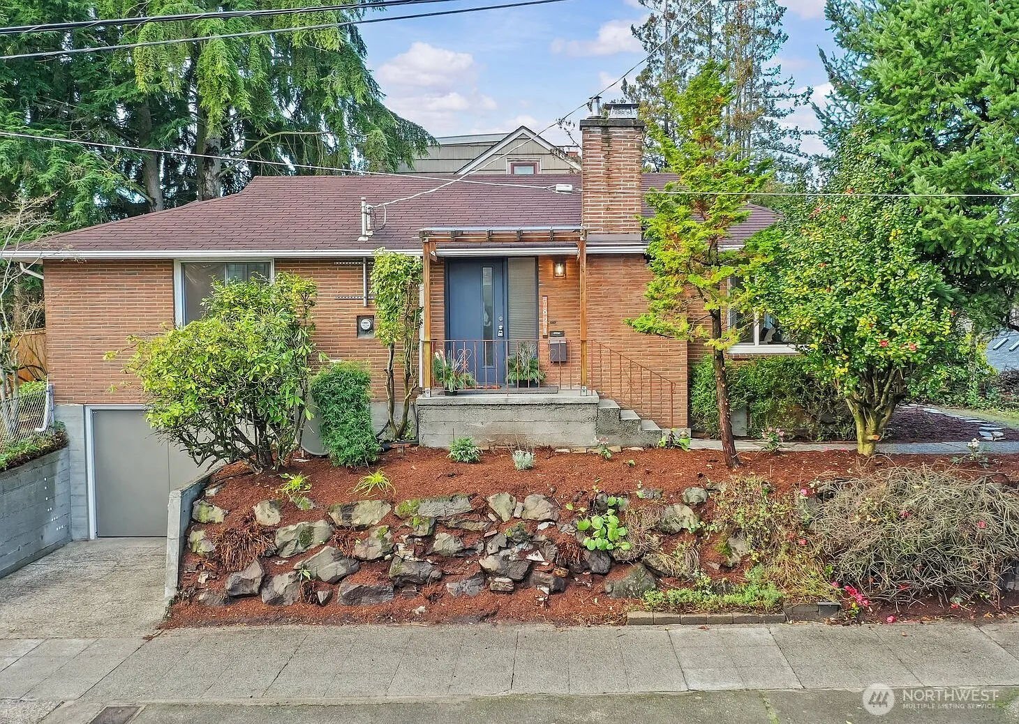 7821 Meridian Avenue N photo 1