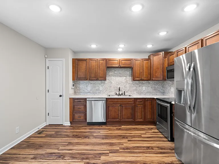 1709 Evans Rd #A — Photo 14
