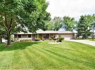 2106 Rose Frances Ct, Green Bay, WI 54311