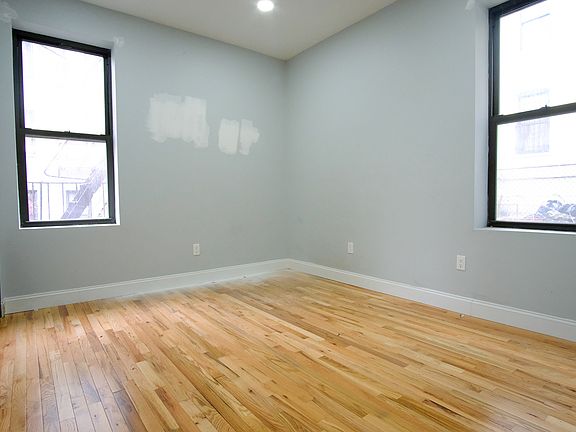 3rd image of 515 W 156th St #4A