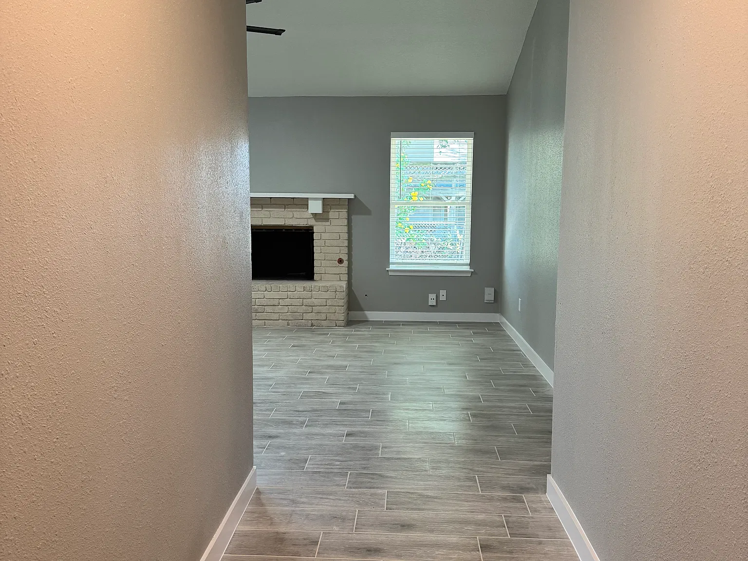3 bed, 1428 sqft, $1,725 — Photo 3