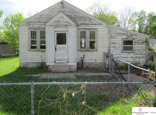 5220 N 8th St E, Omaha, NE 68110