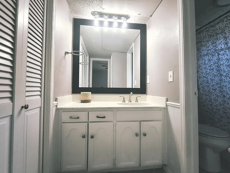 11417 N May Ave #1-D — Photo 18