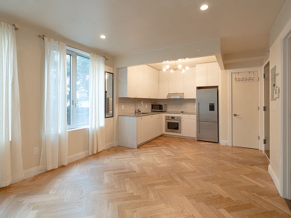 1st image of 531 Vanderbilt Ave APT 2C