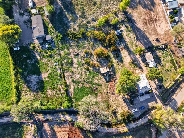 42 Fermin Chavez Rd, Belen, NM 87002