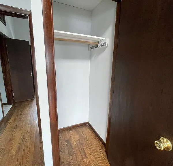 46 Warren St #BASEMENT — Photo 5