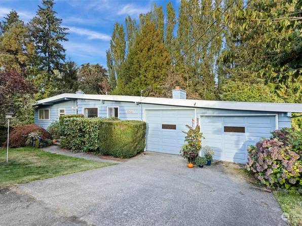 22620 13th Avenue S, Des Moines, WA 98198