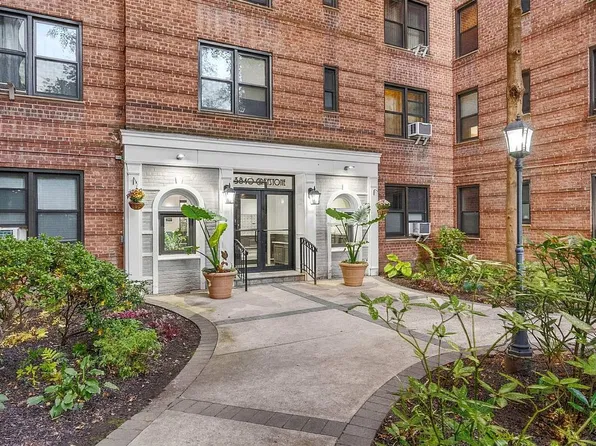 3840 Greystone Ave, Bronx, NY 10463