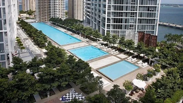 Icon Brickell Condo No 3 — Photo 3