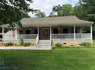 10002 Buckskin Trl, Gloucester, VA 23061