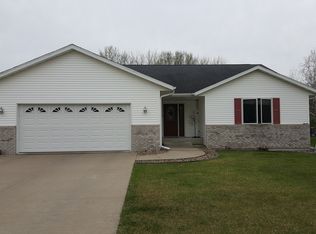 W7797 Meadow Way, Holmen, WI 54636