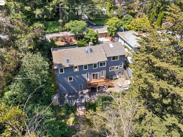 6262 Bullard Dr, Oakland, CA 94611