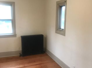151 N Virginia St #2, Crystal Lake, IL 60014