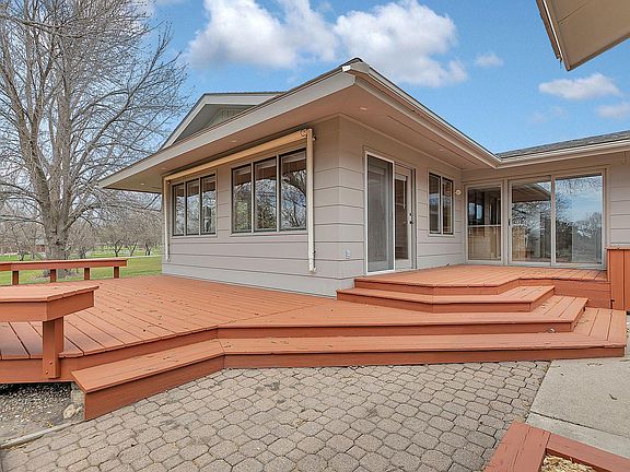 2nd image of 3604 Crestwood Dr NE