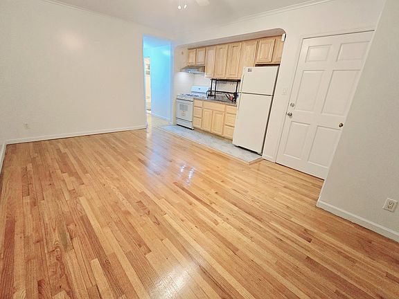 3rd image of 8890 18th Ave