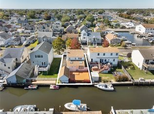 644 S 8th Street, Lindenhurst, NY 11757