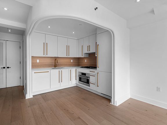 5th image of 533 E 12th St #6C