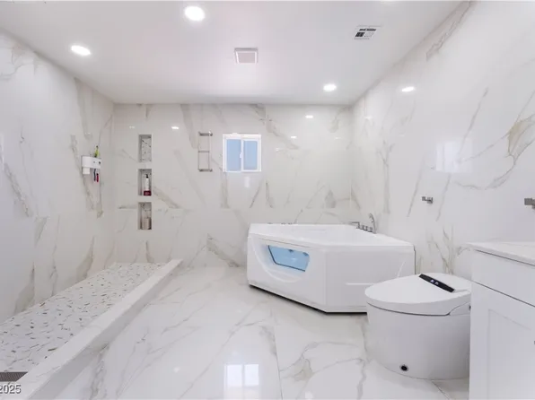 5336 Regal Ave, Las Vegas, NV 89146