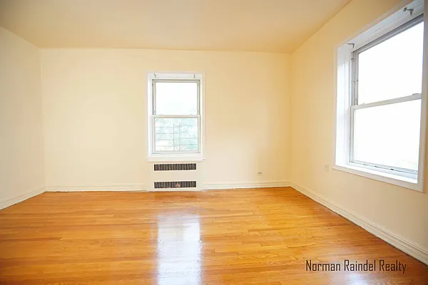 Rented by Norman Raindel, LREB | media 20