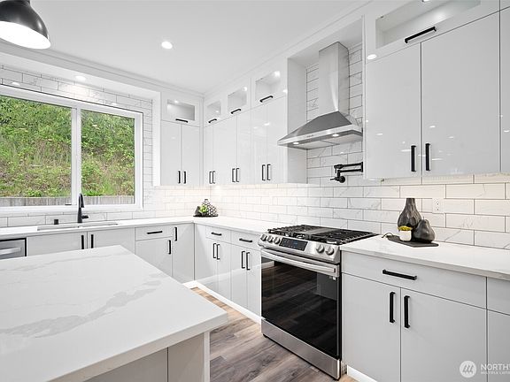 5th image of 2150 Riverstone Loop