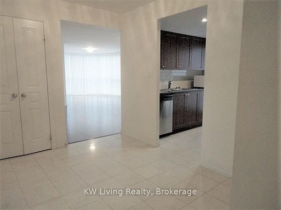 3rd image of 801 Bay St #1506