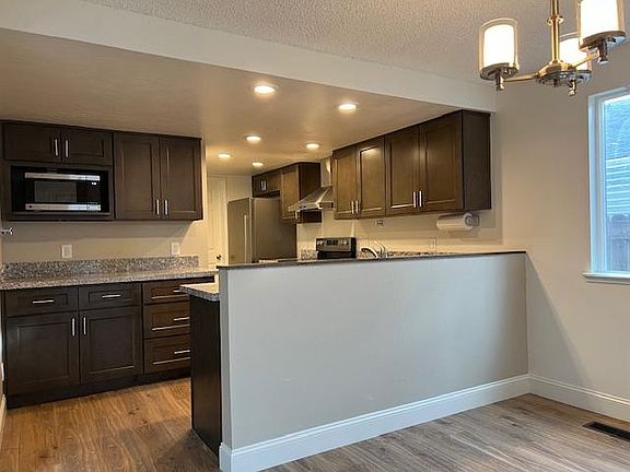 3rd image of 1777 Golden Spike Dr